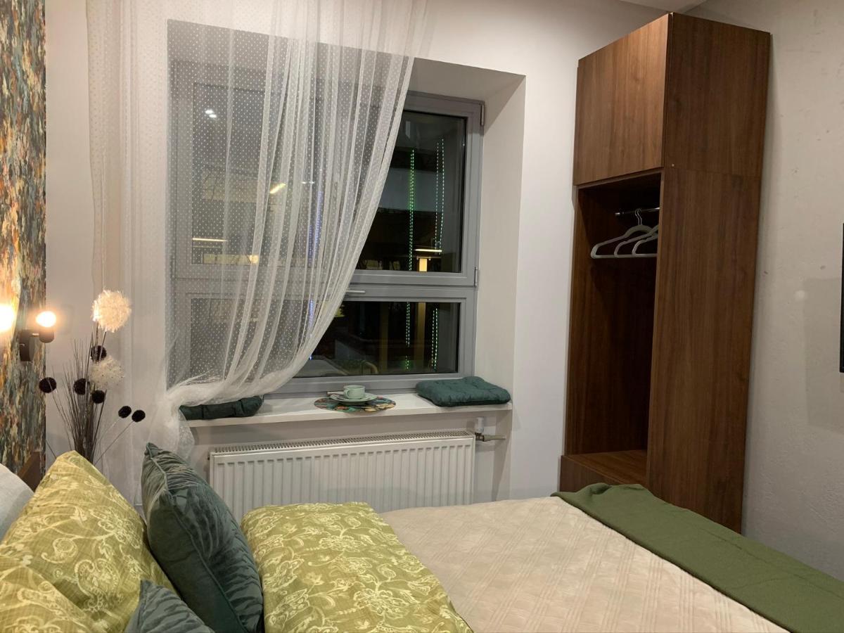 Luna Central Miniapart Warszawa Exteriör bild